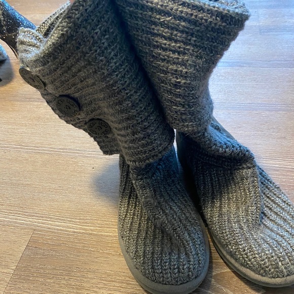 Grey Sweater Ugg Boots - Picture 2 of 6